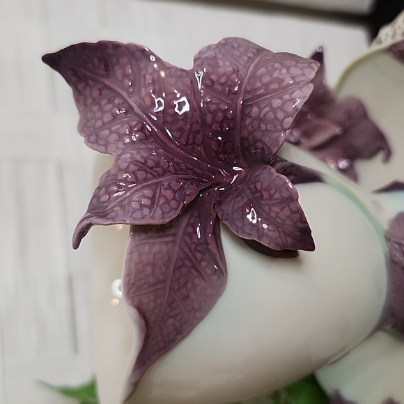 👉*VERY RARE VINTAGE* FRANZ PORCELAIN BASIL TEA CUP & SAUCER SET ~EXCELLENT COND - Picture 3 of 13